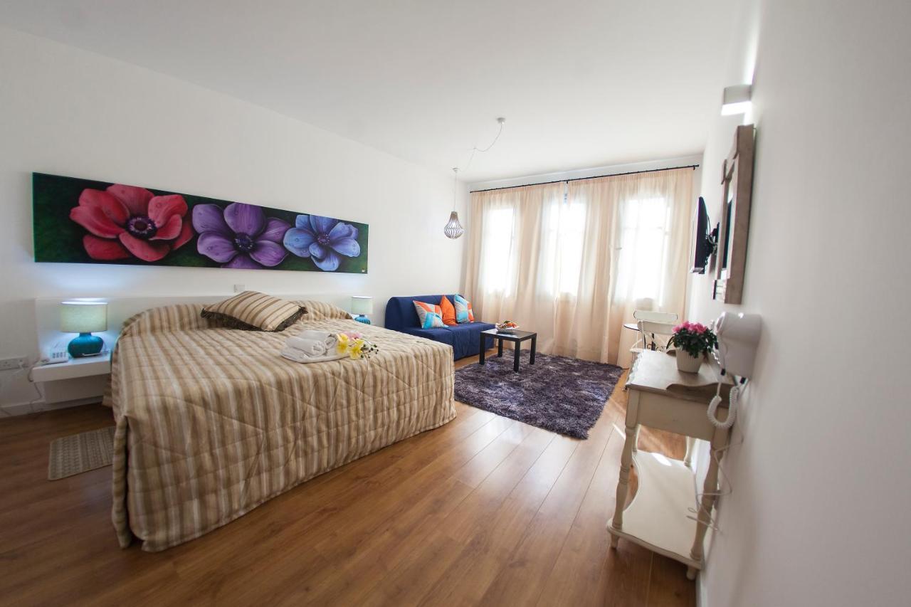 Appartement Operetta House à Larnaca Extérieur photo